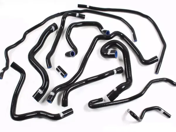 Značkový Hadicový kit Samco Ford Focus 1.8/2.0 Duratec (99-04)