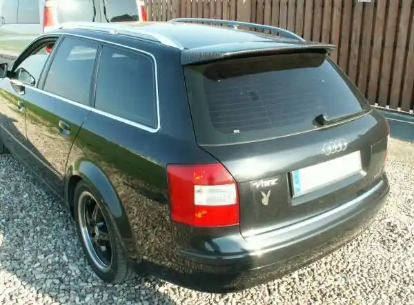 Akční Cena Křídlo AUDI A4 B6 avant