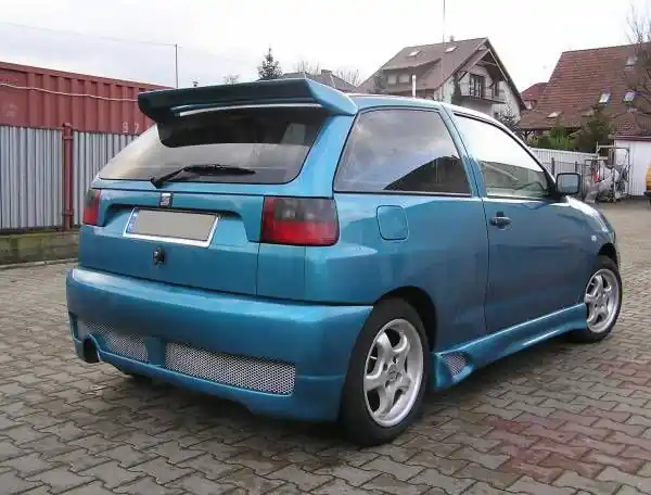 Zadní nárazník SEAT IBIZA 6K Značkový