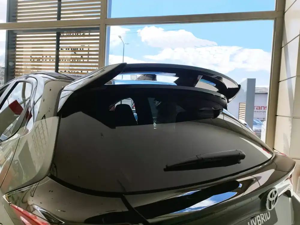 Střešní spoiler Toyota Yaris Mk4 (2020-) Cenová Bomba